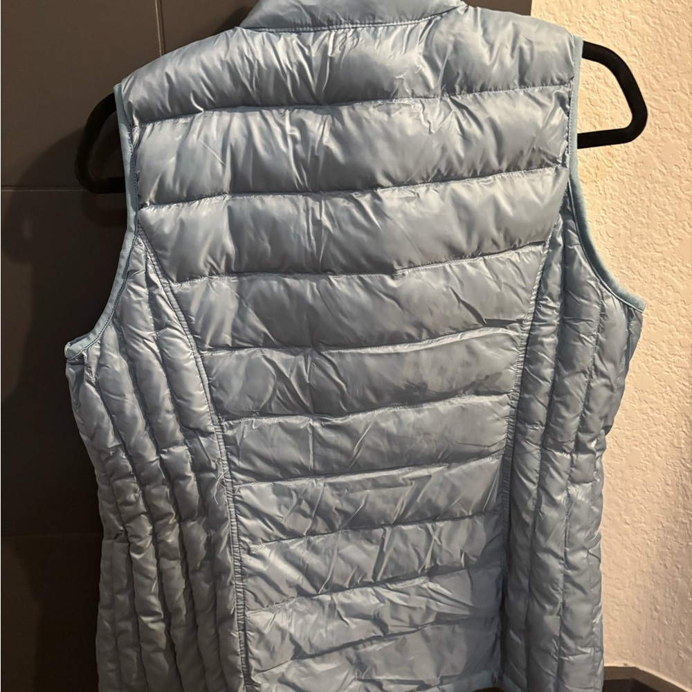 32 Degrees Sky Blue Quilted Vest - Picture 3 of 3